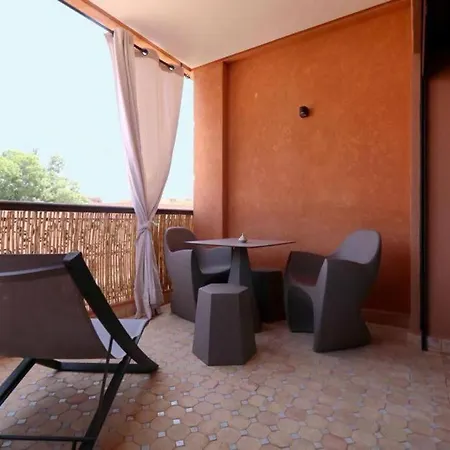 App. Traversant Au Gueliz + Piscine Sur Le Toit مراكش المظهر الخارجي الصورة
