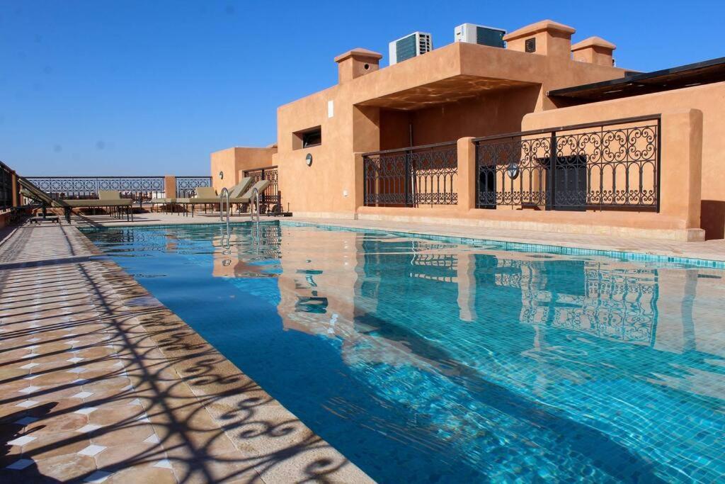App. Traversant Au Gueliz + Piscine Sur Le Toit Marrakesch